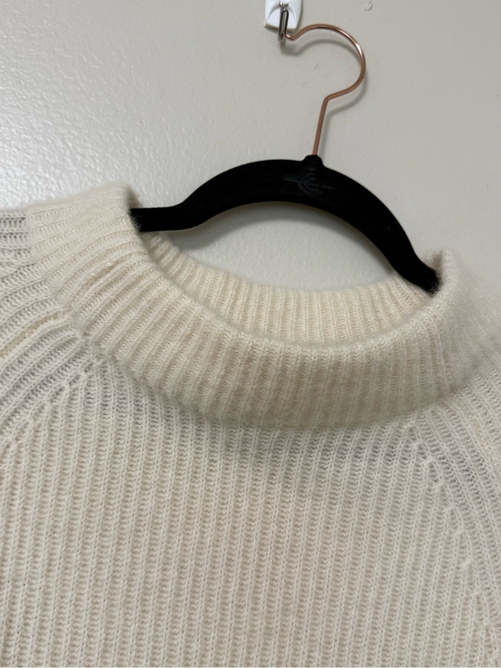 Ann Taylor Cashmere Cozy Cream Ribbed Women's Sweater - Picture 8 of 12